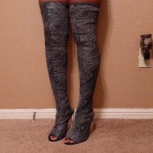 Cape Robbin Thigh high boots